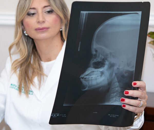 Dottoressa Maria Elena Placenza Dentista Trapani