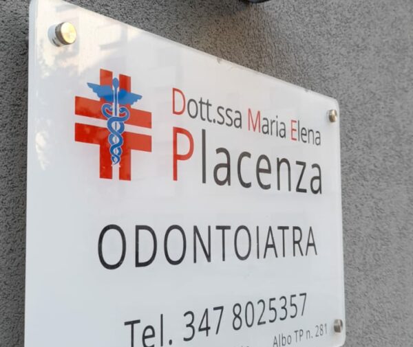 Studio Dentistico Odontoiatrico Dott.ssa Maria Elena Placenza